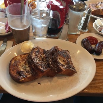 Apple Walnut Café - Apple Walnut French Toast - Breakfast & Brunch Near Me - Broomall, Pennsylvania Apple Walnut Café - Apple Walnut French Toast - Breakfast & Brunch Near Me - Broomall, Pennsylvania