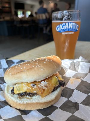 Gigantic Brewing Hawthorne Pub by null