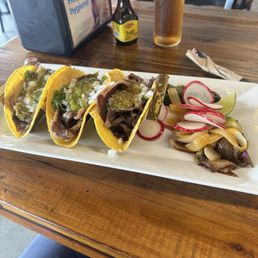 Creo asta hora Los mejores tacos al carbon de Rib eye Que me en comido Creo asta hora Los mejores tacos al carbon de Rib eye Que me en comido