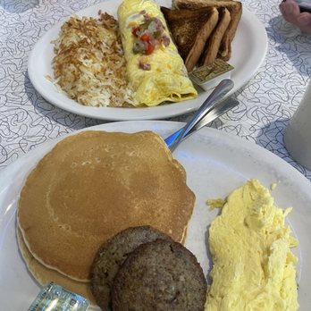 Mel's Diner - Diners Near Me - Pigeon Forge, Tennessee Mel's Diner - Diners Near Me - Pigeon Forge, Tennessee