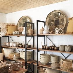 Geode And Gypsum - Handwoven baskets, textile, pottery and home fragrance.