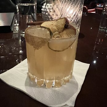 CdM Restaurant - Them Apples - New American Near Me - Corona Del Mar, California