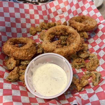 Spanky's - Onion and Jalapeños appetizer - Pizza Near Me - Houston, Texas Spanky's - Onion and Jalapeños appetizer - Pizza Near Me - Houston, Texas