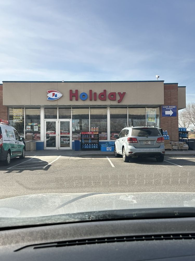 HOLIDAY STATION & STORES Updated September 2024 2725 Campus Dr