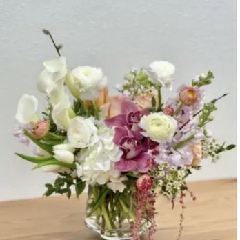 Little Peony Florist - "Sugar" with some replacement flowers (not all "Sugar" flowers were in stock) - Florists Near Me - Irvine, California Little Peony Florist - "Sugar" with some replacement flowers (not all "Sugar" flowers were in stock) - Florists Near Me - Irvine, California
