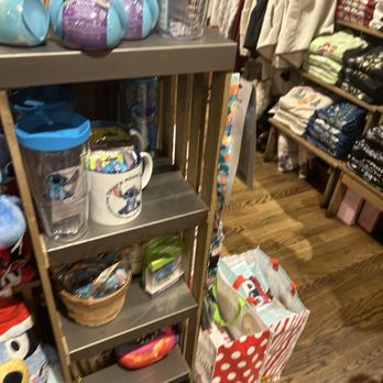 Cracker Barrel Old Country Store - Breakfast & Brunch Near Me - Newnan, Georgia