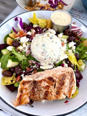 Clear Sky on Park by null