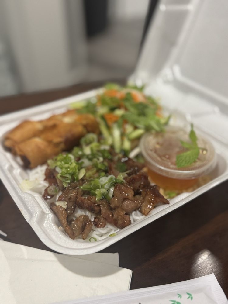 Food from Saigon Pho