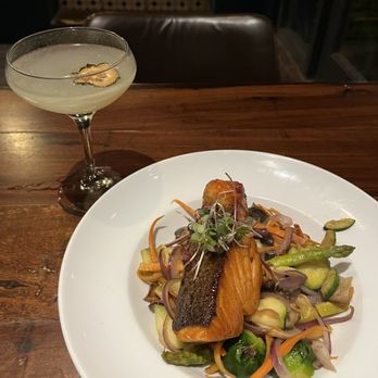 La Ó - Salmon and Santo Pepino - Italian Near Me - San Juan, Puerto Rico La Ó - Salmon and Santo Pepino - Italian Near Me - San Juan, Puerto Rico