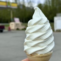Turner's Corner - Most ok soft serve "ice cream".
