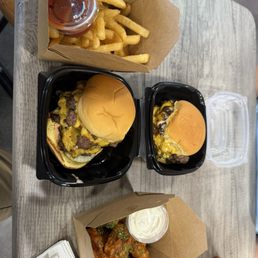 Garlic smash burger. Smash burger. Tallow fries. Buttery buffalo wings. Garlic smash burger. Smash burger. Tallow fries. Buttery buffalo wings.