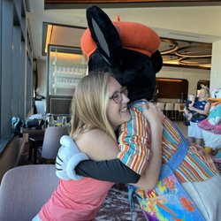 Callie Bonds - Magical Moments Vacations