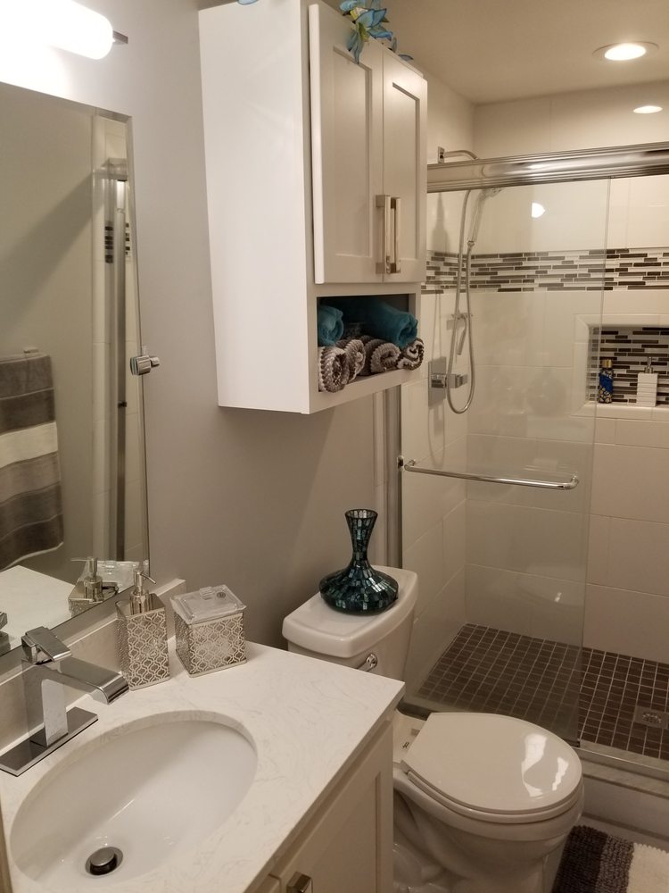 Slide of The Evergreen Plumbing Company