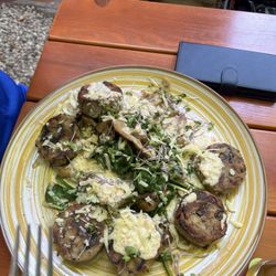 Zirngibl - Serviettenknödel mit Schwammerl