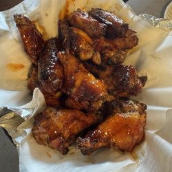 Balducci's Wood Fired Pizza & Wings - Wings!!!! And gluten free