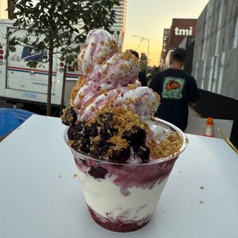 Caffè Panna - sweet corn sundae - Ice Cream & Frozen Yogurt Near Me - Brooklyn, New York Caffè Panna - sweet corn sundae - Ice Cream & Frozen Yogurt Near Me - Brooklyn, New York