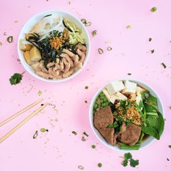 Poke Theory SB - Noodle Soup bowls with Neat beef - Soy Shred & Neat Beef. 100% plant-based proteins.