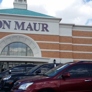 Von Maur - Lovely exterior...even more lovely inside. - Department Stores Near Me - Oklahoma City, Oklahoma