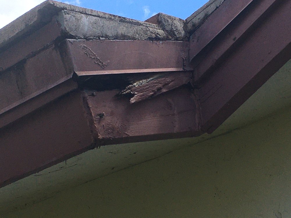 Slide of Sapienza Roofing