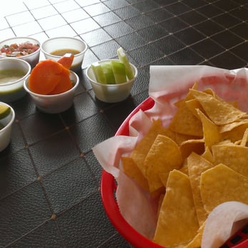 Tacos Kissi - Complimentary chips when you dine in. :) - Mexican Near Me - Phoenix, Arizona