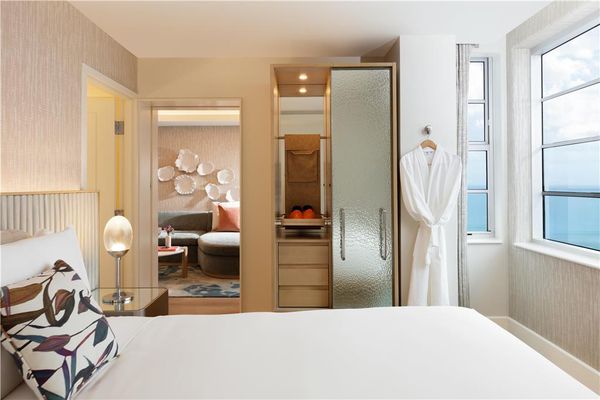 Andaz Miami Beach, by Hyatt by null