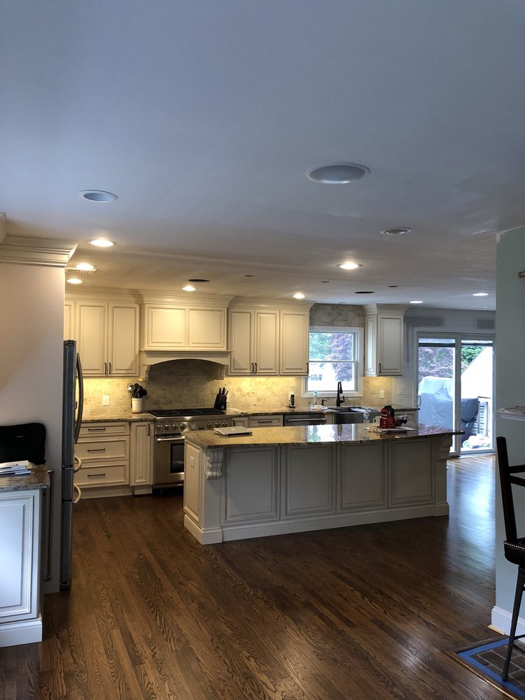 DOUBLE V CONTRACTING Updated October 2024 19 Photos Massapequa