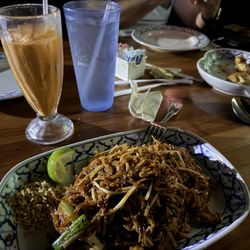 Baan Thai Restaurant - Pad Thai, potstickers