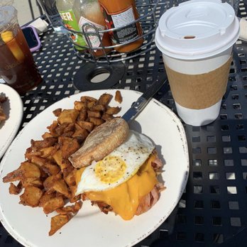 Yards Bruncheon - Eggs Benedict - New American Near Me - Spokane, Washington