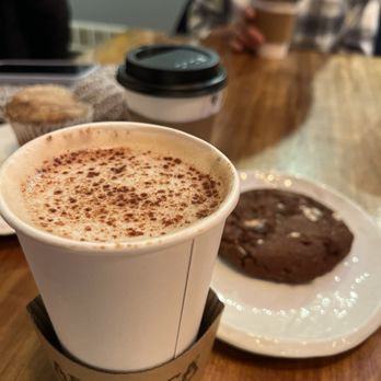 Arabica Coffee House - Cuban Coffee - Coffee & Tea Near Me - Willoughby, Ohio