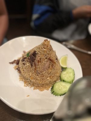 Naree Thai by null