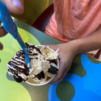 Sky Roll Ice Cream - Vanilla ice cream - Ice Cream & Frozen Yogurt Near Me - Santa Ana, California Sky Roll Ice Cream - Vanilla ice cream - Ice Cream & Frozen Yogurt Near Me - Santa Ana, California