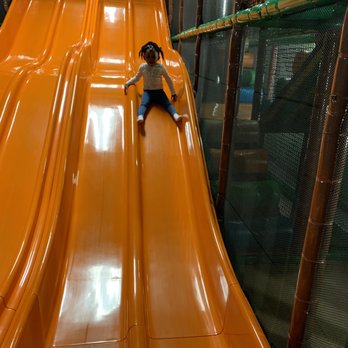 Catch Air Snellville - We love this slide! - Indoor Playcenter Near Me - Snellville, Georgia Catch Air Snellville - We love this slide! - Indoor Playcenter Near Me - Snellville, Georgia