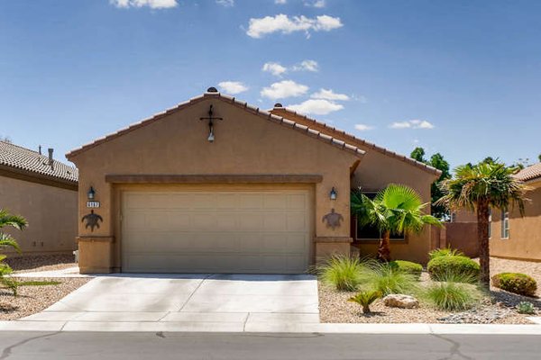 EASYSTREET  REALTY- LAS VEGAS