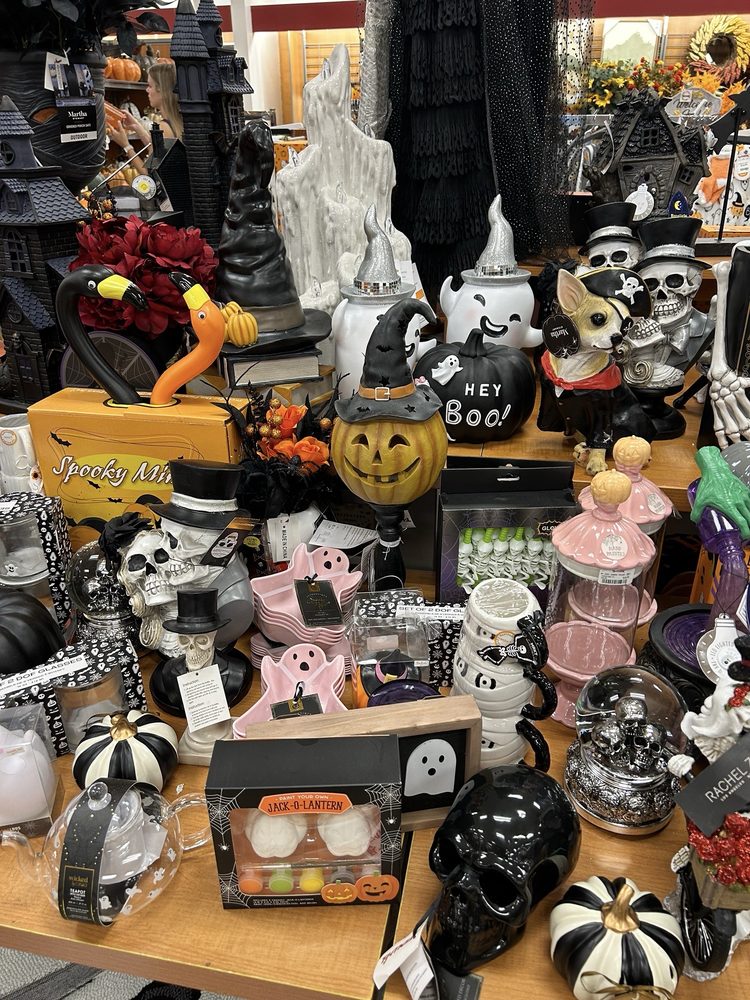 TJ MAXX - Updated July 2025 - 49 Photos & 70 Reviews - 9828 Great Hills