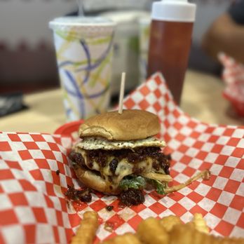 Juicy Burger - Burgers Near Me - Bakersfield, California Juicy Burger - Burgers Near Me - Bakersfield, California