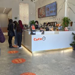 Coco Fresh Tea & Juice - Ordering queue