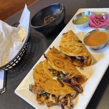 Mayas Latin Kitchen - Pastor street tacos with mozzarella - Tacos Near Me - Sandston, Virginia