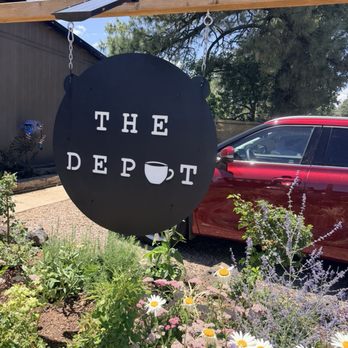 The Depot - Beautiful flower's! - Coffee & Tea Near Me - Pinetop-Lakeside, Arizona