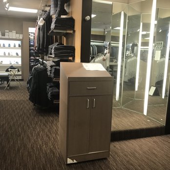 Men's Wearhouse - Men's Clothing Near Me - SPRINGFIELD, Pennsylvania