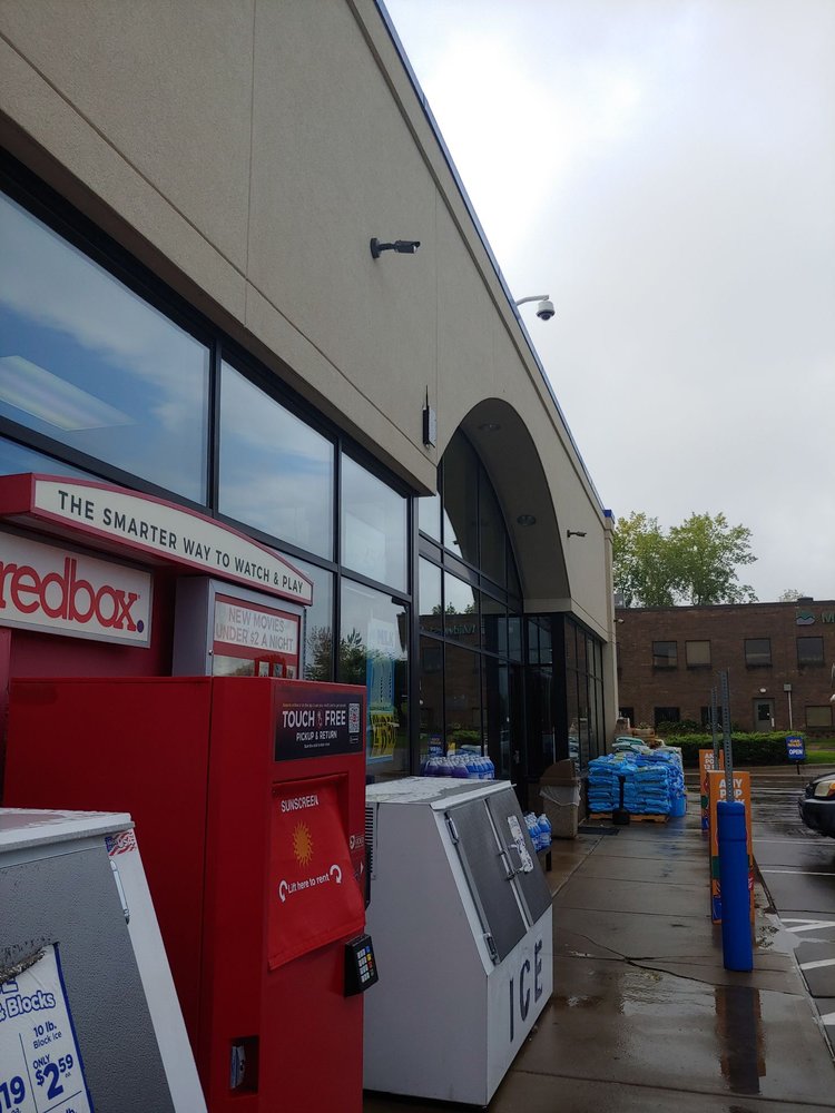 HOLIDAY Updated August 2024 12 Reviews 4540 Centerville Rd, White