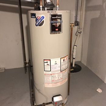 Wiz Plumbing - 40 gallons water heater - Plumbing Near Me - Naperville, Illinois