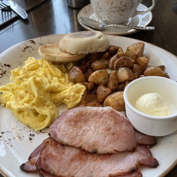 Cedar + Stone, Urban Table - Traditional breakfast - New American Near Me - Bloomington, Minnesota