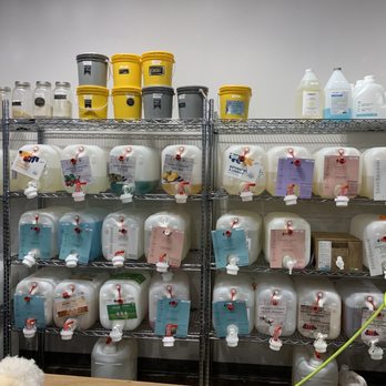 Terre à Soi - Liquid detergents, soap, shampoo etc sold in bulk by weight - Cosmetics & Beauty Supply Near Me - Montreal, Quebec Terre à Soi - Liquid detergents, soap, shampoo etc sold in bulk by weight - Cosmetics & Beauty Supply Near Me - Montreal, Quebec