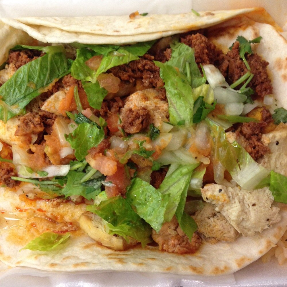 Vegetarian soft tacos (sweet potatoes + tofu + additional chorizo) Vegetarian soft tacos (sweet potatoes + tofu + additional chorizo)