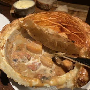 Bludorn - Lobster Pot Pie - New American Near Me - Houston, Texas