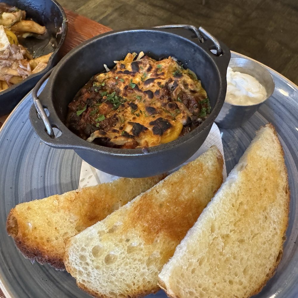 Braidwood Tavern - Bison chili - Gastropubs Near Me - Whistler, British Columbia
