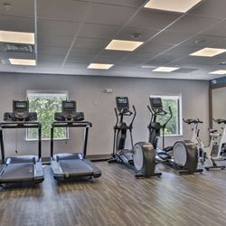 Hampton Inn & Suites Keene - Health club  fitness center  gym