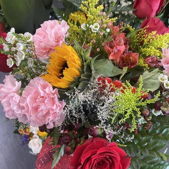 Rositas Flower Shop - Florists Near Me - South Gate, California