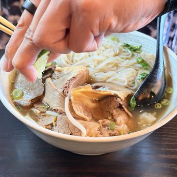 Soupreme Noodle - Vietnamese Near Me - Whittier, California