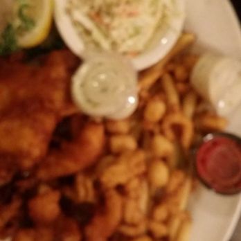 Governor Francis Inn - Jr seafood platter - Italian Near Me - Wrwk, Rhode Island Governor Francis Inn - Jr seafood platter - Italian Near Me - Wrwk, Rhode Island